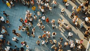  Im Bistum Fulda befasst sich seit Jahresbeginn eine Arbeitsgruppe mit dem Thema Synodalität. Dabei geht es um die Frage, wie die weltkirchlichen Impulse konkret vor Ort umgesetzt werden können. 